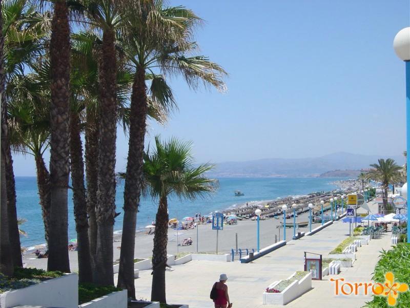 Bonito y tranquilo apartamento , cerca del mar. Torrox Exterior foto