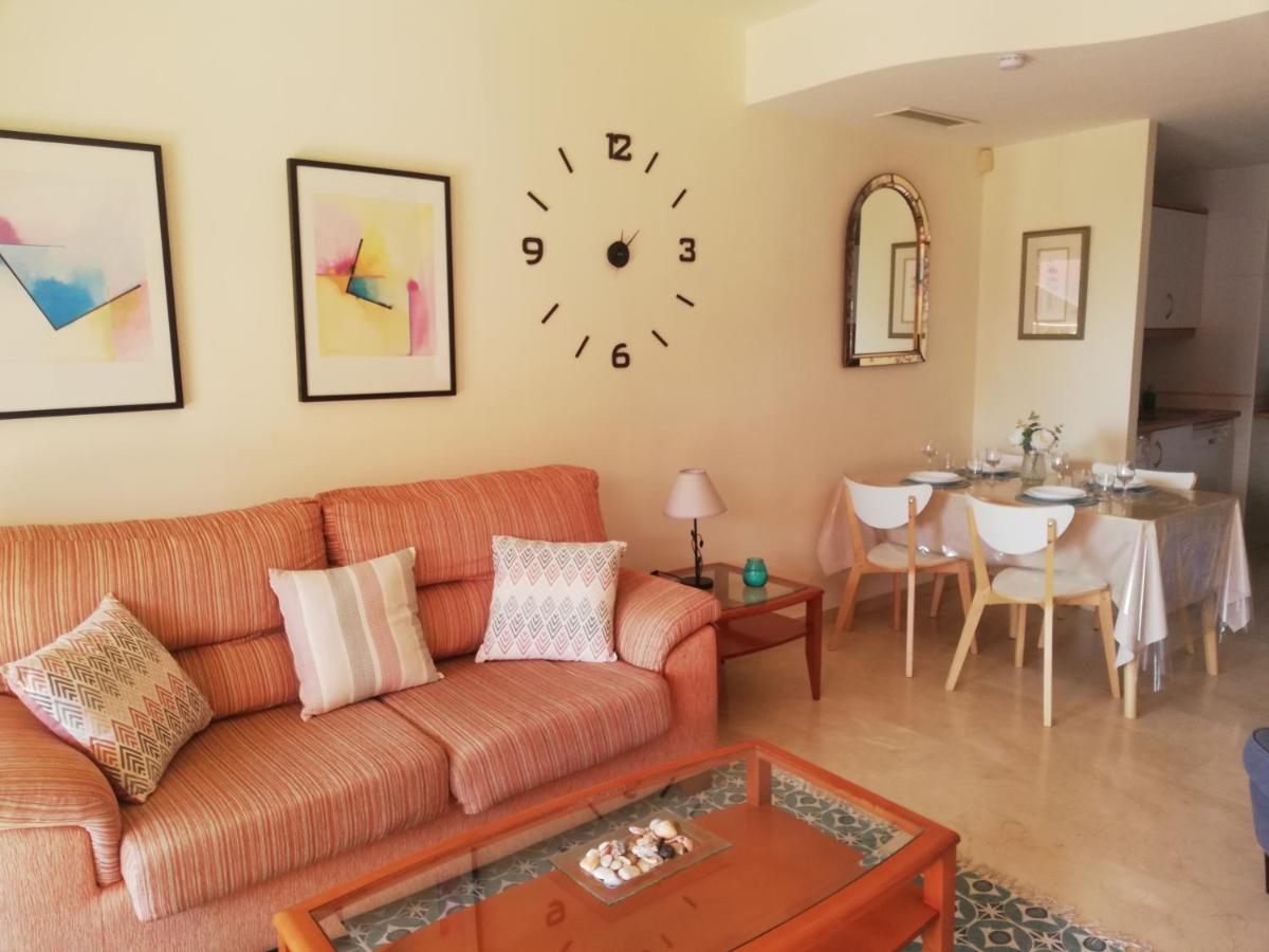 Bonito y tranquilo apartamento , cerca del mar. Torrox Exterior foto